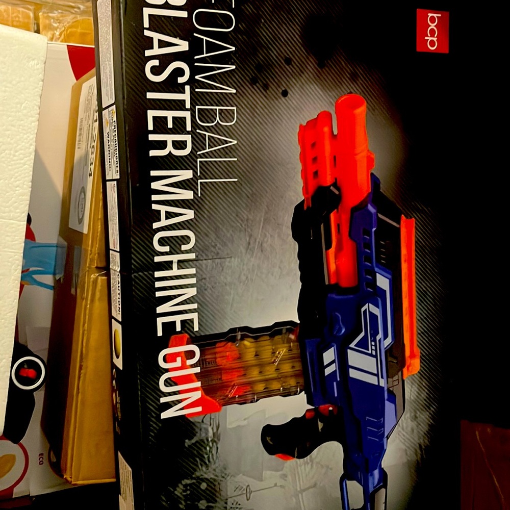 Foam blaster machine gun